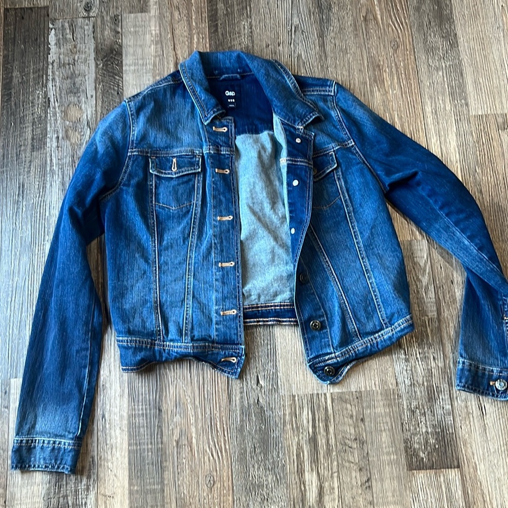 Gap Ladies Crop Jean Jacket